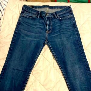 Abercrombie & Fitch Kennan Straight Jeans